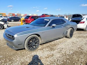 Dodge Challenger 5.7L 8 2013