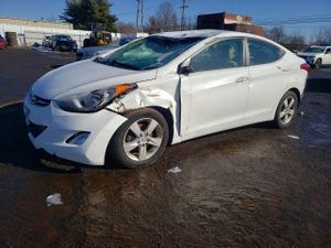 Hyundai Elantra 1.8L 4 2013