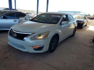Nissan Altima 2.5L 4 2015