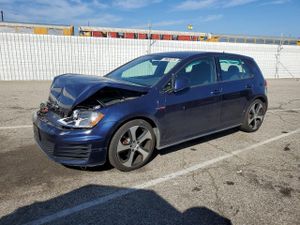 Volkswagen Golf 2L 4 2015