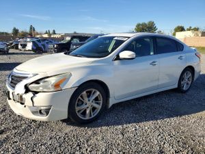 Nissan Altima 2.5L 4 2013