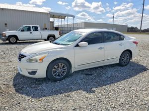 Nissan Altima 2.5L 4 2015
