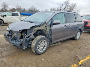 Toyota Sienna 3.5L 6 2012