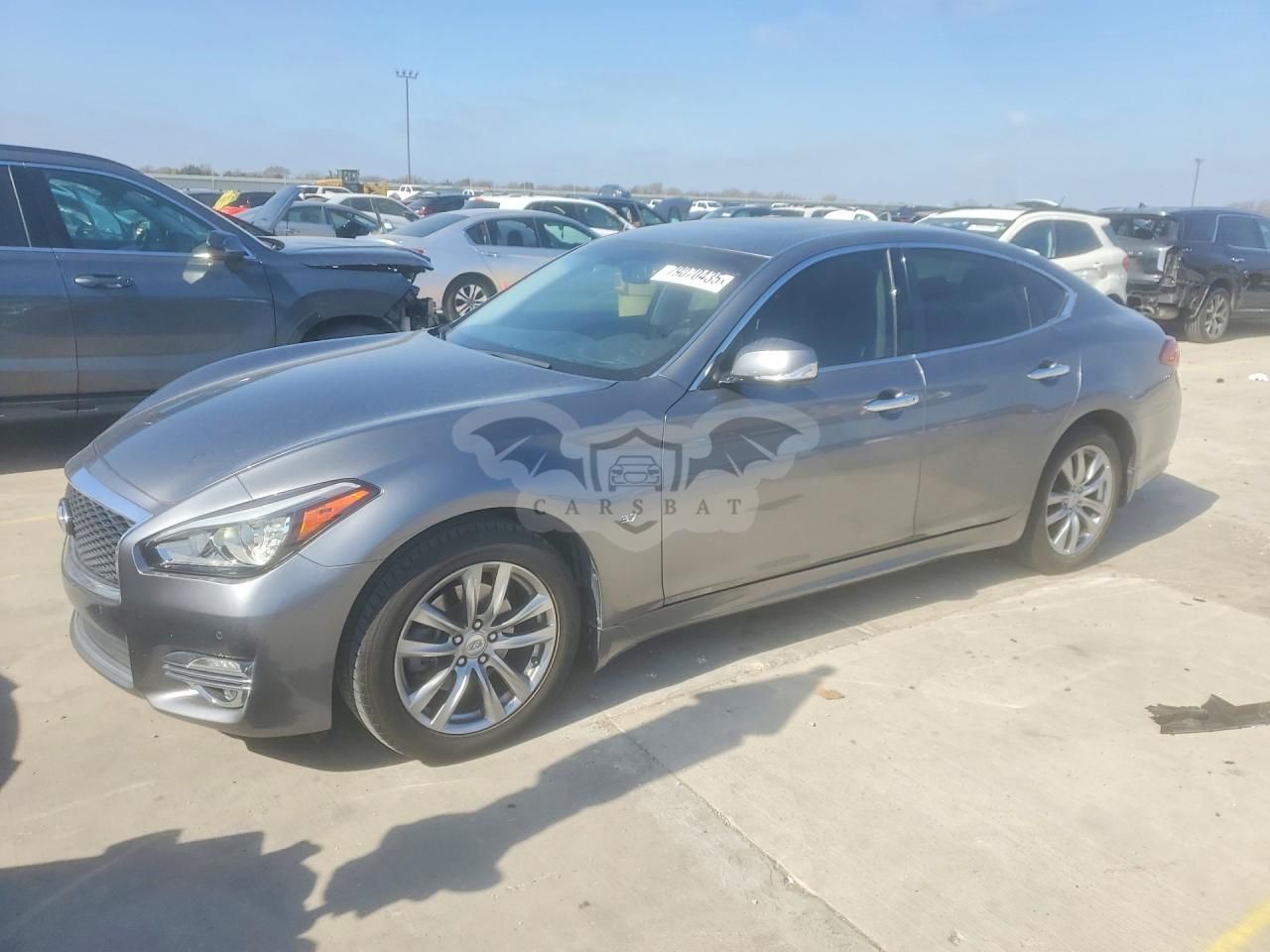 Infiniti Q70 3.7L 6 2015