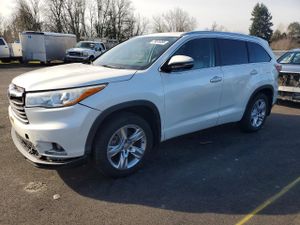 Toyota Highlander 3.5L 6 2015
