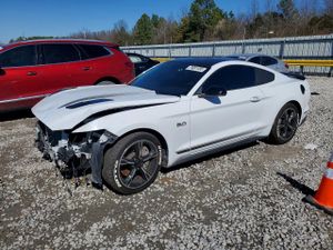 Ford Mustang 5.0L 8 2017