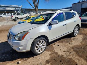 Nissan Rogue 2.5L 4 2011