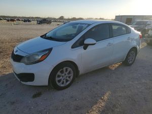 Kia Rio 1.6L 4 2013