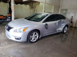 Nissan Altima 2.5L 4 2015