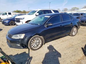 Volkswagen Jetta 1.8L 4 2015
