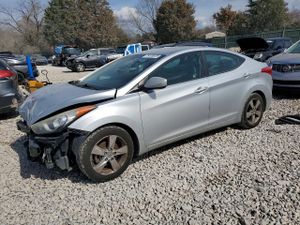 Hyundai Elantra 1.8L 4 2013