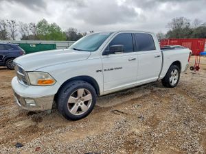 Dodge RAM 5.7L 8 2011