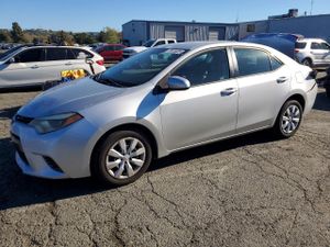 Toyota Corolla 1.8L 4 2015