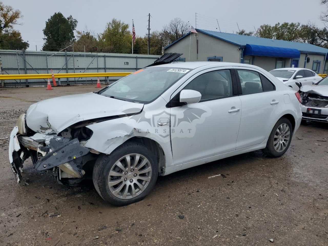 Suzuki Kizashi SE 2.4L 4 2013