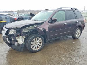 Subaru Forester 2.5L 4 2013