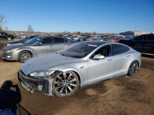 Tesla Model S 2013