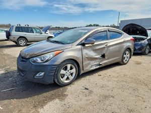 Hyundai Elantra 1.8L 4 2013