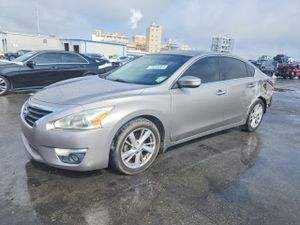 Nissan Altima 2014