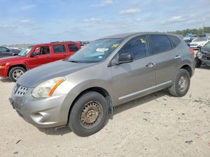 Nissan Rogue 2.5L 4 2012