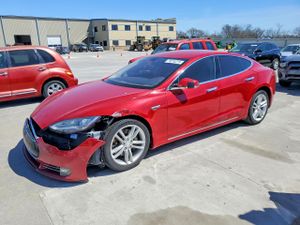 Tesla Model S 2013