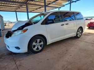 Toyota Sienna 3.5L 6 2011