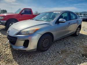 Mazda 3 2.0L 4 2013