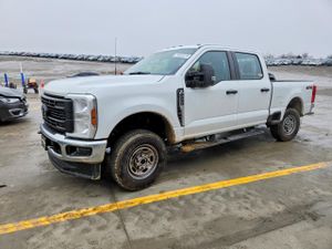 Ford F-250 6.8L 8 2024