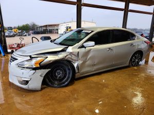 Nissan Altima 2.5L 4 2015