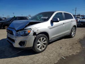 Mitsubishi Outlander 2.0L 4 2015