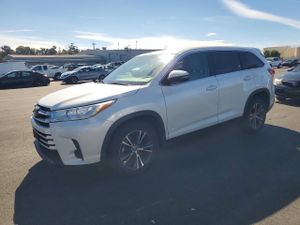Toyota Highlander 3.5L 6 2019