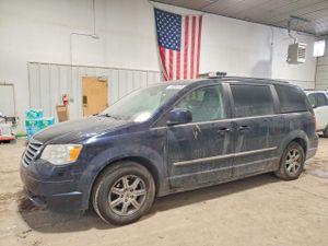 Chrysler Town & Country 2010