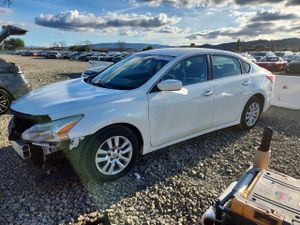 Nissan Altima 2.5L 4 2015