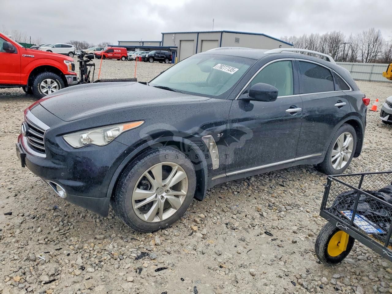 Infiniti QX70 3.7L 6 2015