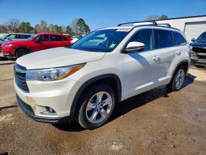 Toyota Highlander 3.5L 6 2015
