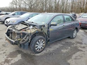 Toyota Corolla 1.8L 4 2013