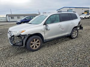 Toyota Highlander 3.5L 6 2013