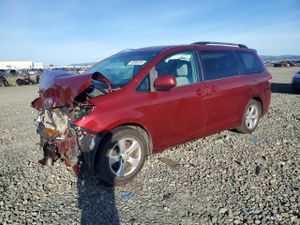 Toyota Sienna 3.5L 6 2013
