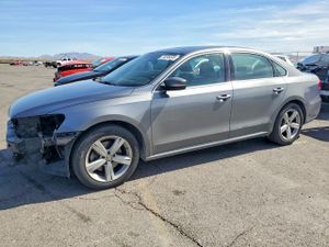 Volkswagen Passat 2.5L 5 2013