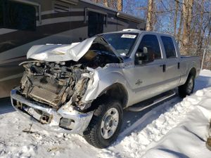 Ford F-250 6.7L 8 2015