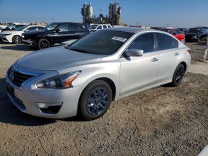 Nissan Altima 2.5L 4 2015