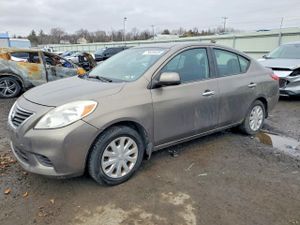 Nissan Versa 1.6L 4 2012