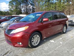 Toyota Sienna 3.5L 6 2013
