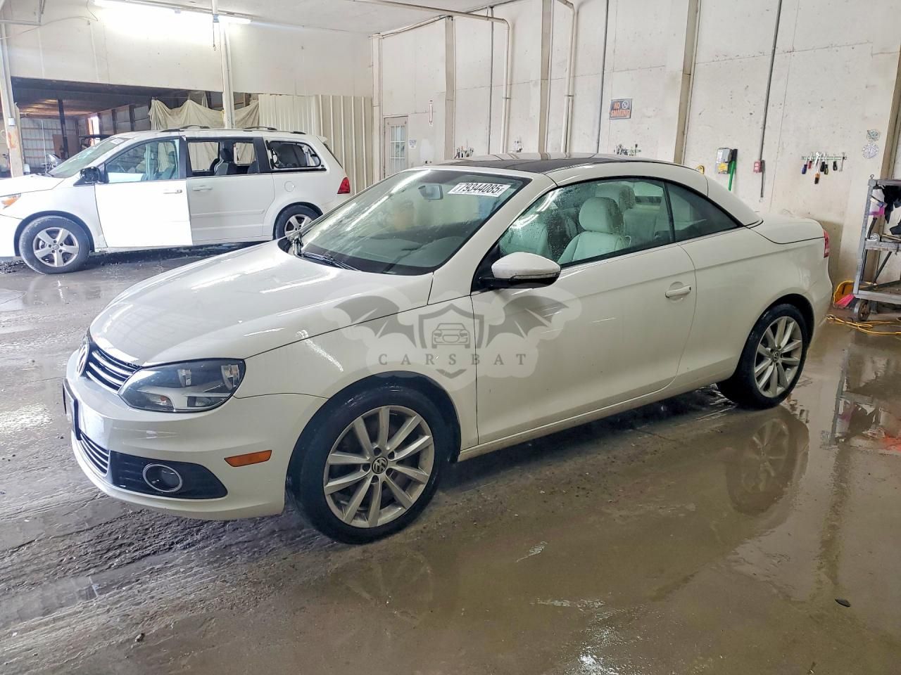 Volkswagen Eos 2.0L 4 2013