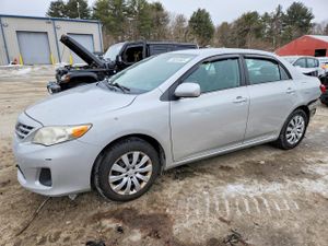 Toyota Corolla 1.8L 4 2013