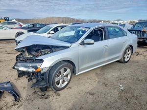 Volkswagen Passat 1.8L 4 2015