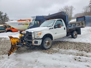 Ford F-350 6.7L 8 2015