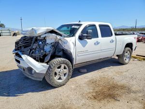 GMC Sierra 6.6L 8 2011