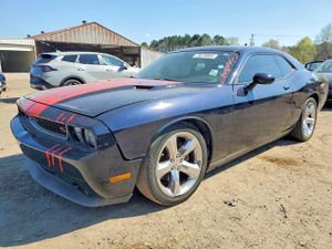 Dodge Challenger 5.7L 8 2012
