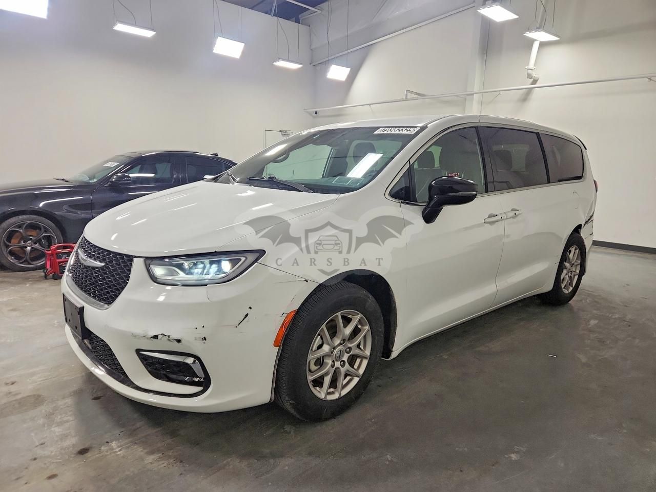 Chrysler Pacifica 3.6L 6 2025