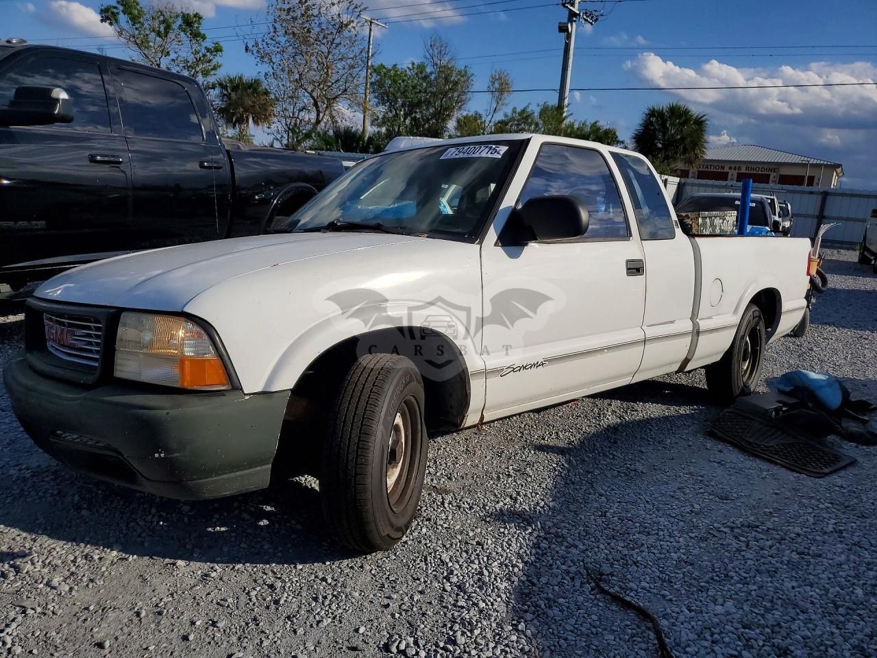 GMC Sonoma 2.2L 4 1999